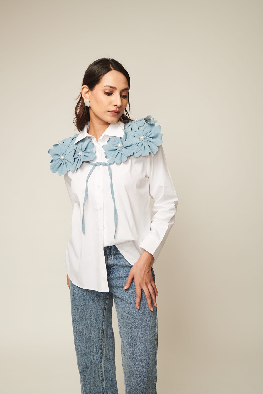 Weaving Cult White Shirt With Detachable Collar