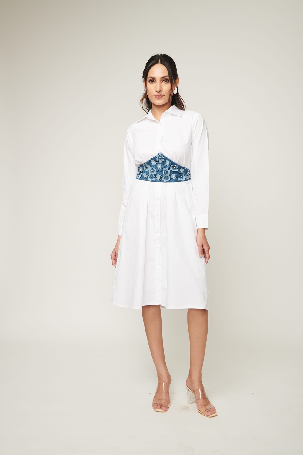 Weaving Cult White Shirt Dress With Denim Flower Belt