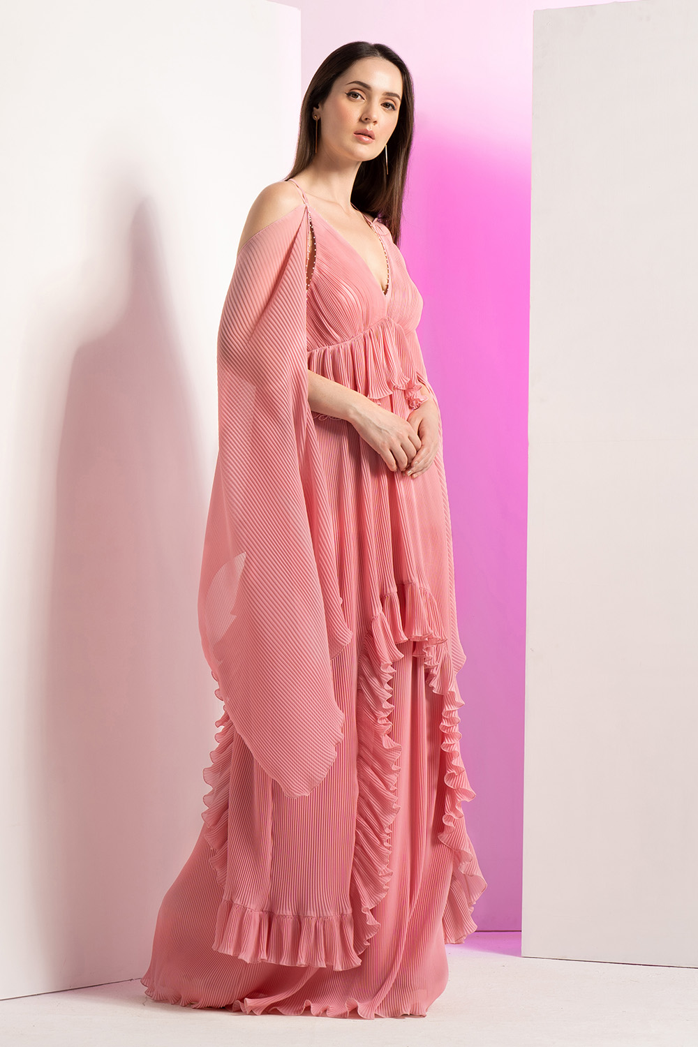 Pearl Detailed Heat Pleated Dress With Cape Sleeves