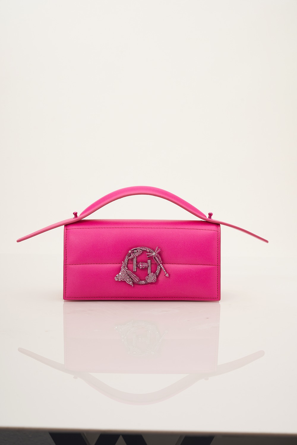 The OH V Paparazzi Bag in Gina Pink 