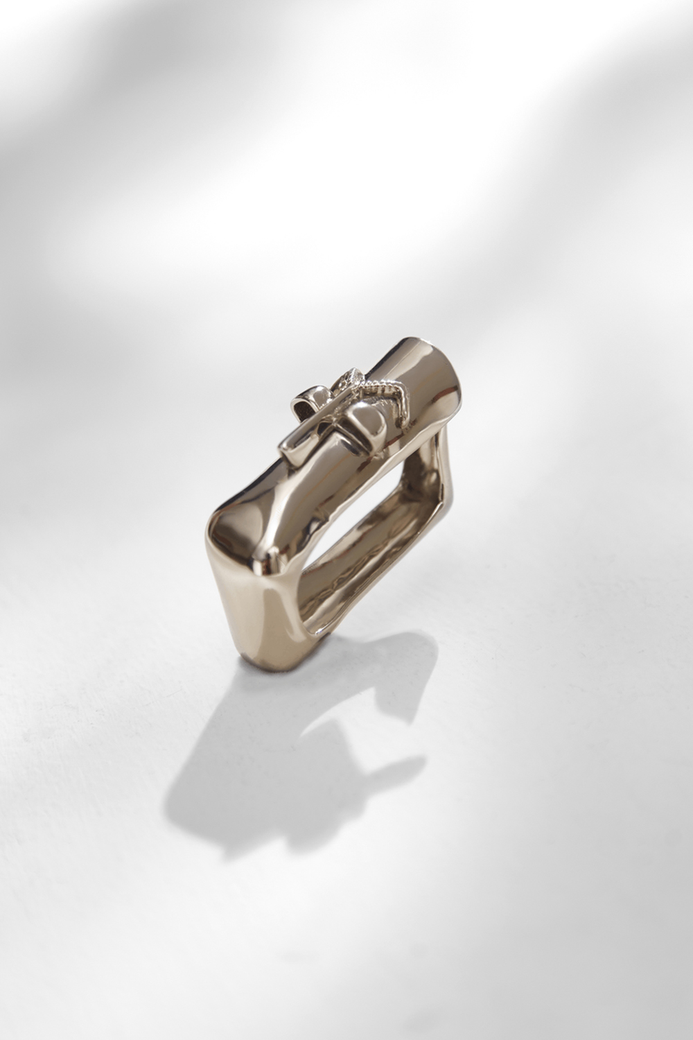The Gavi Knuckle Ring