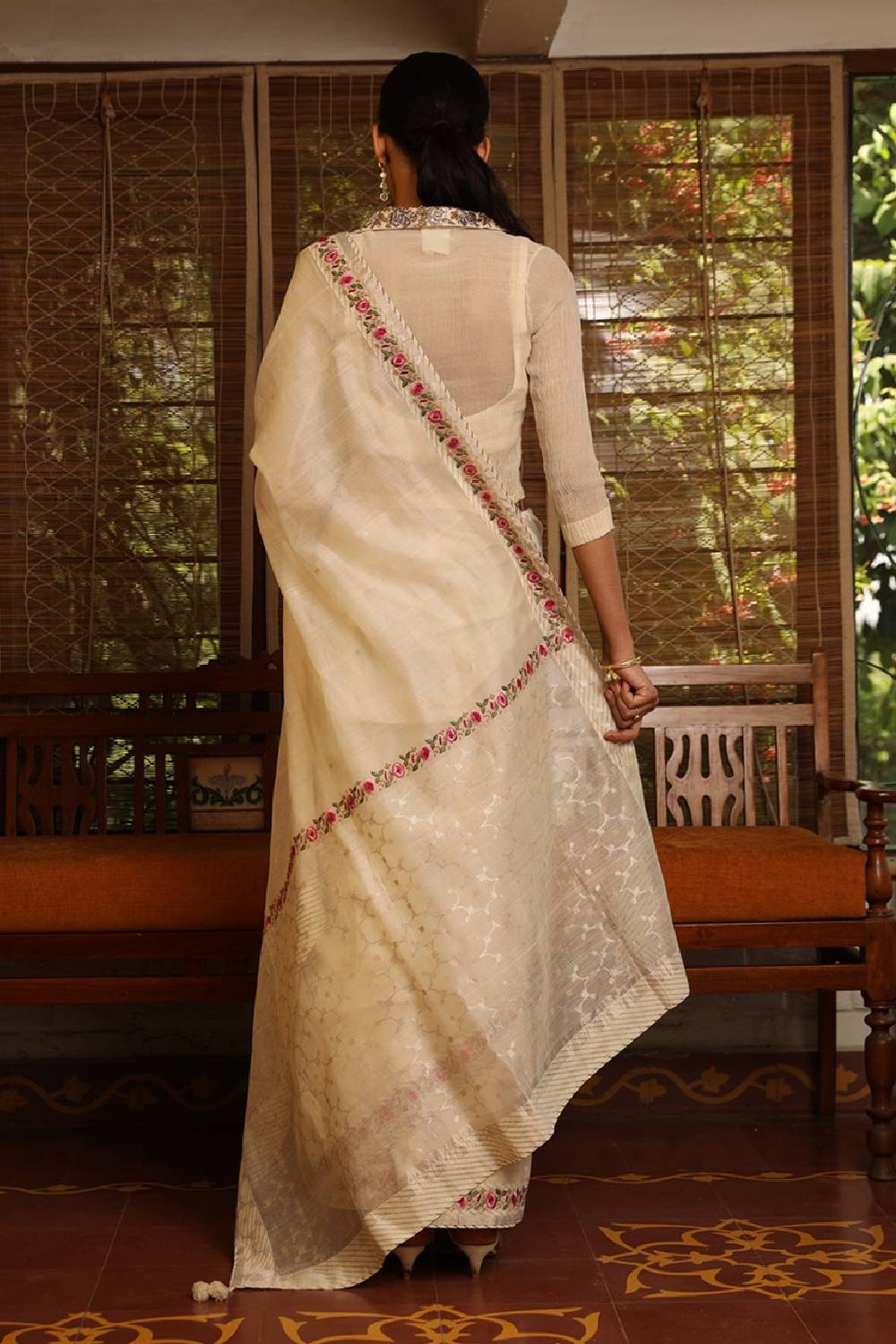 Manjhlii Kora Handwoven White Silk Chanderi Saree