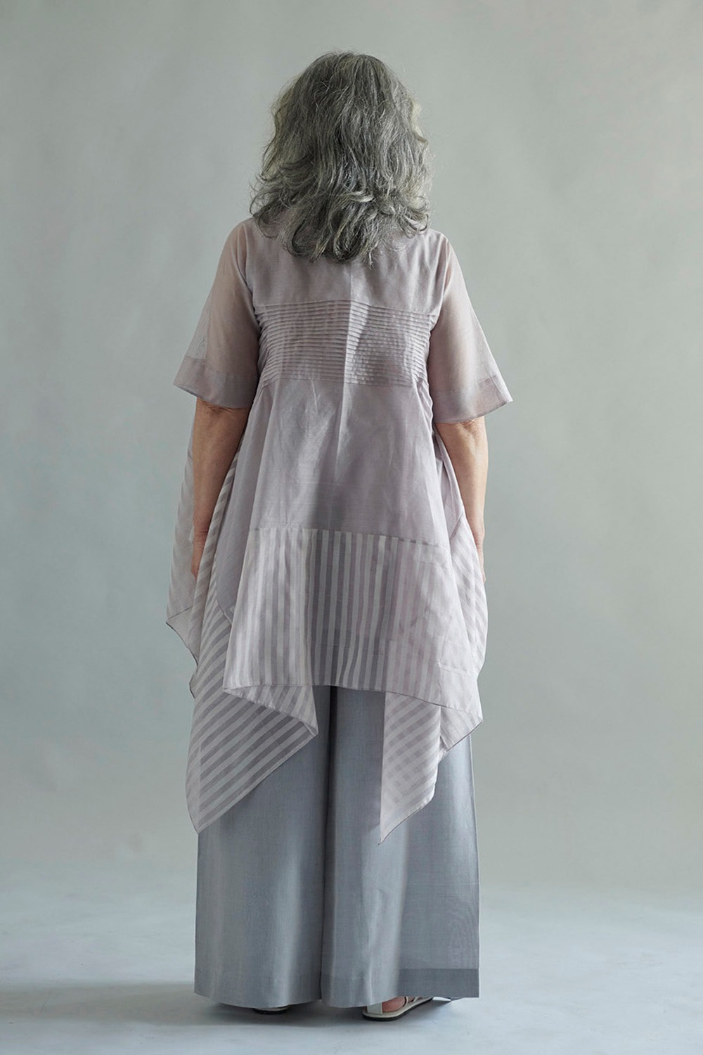 Symmetric Sculpted Yarn Dyed Top