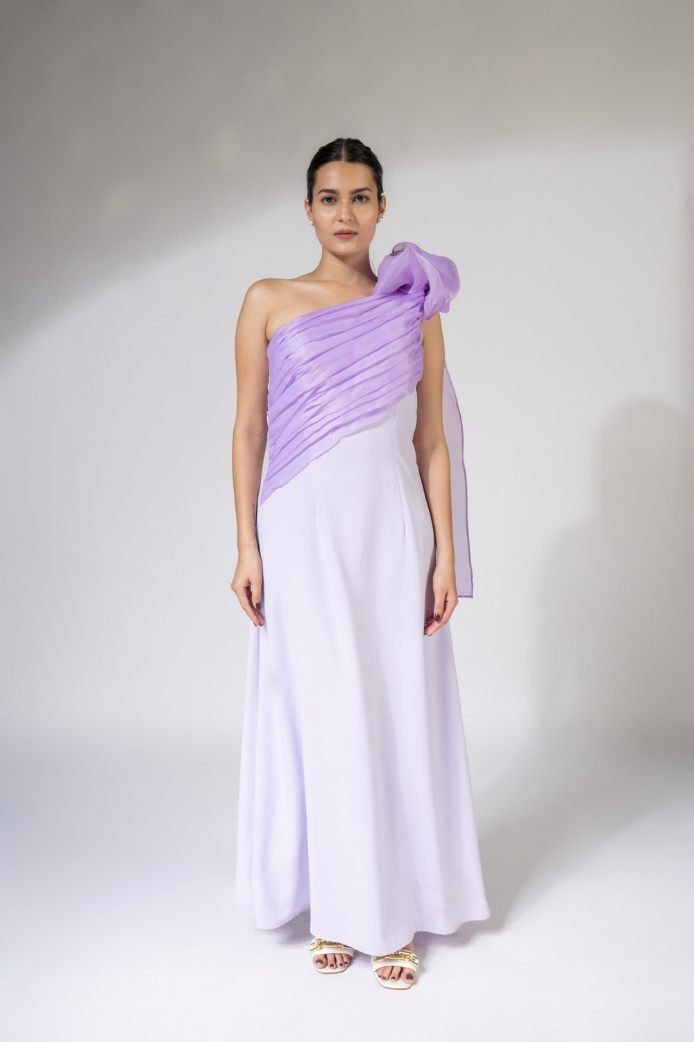 Weaving Cult Lilac Your Highness Veil Draped Detailing Dress 
