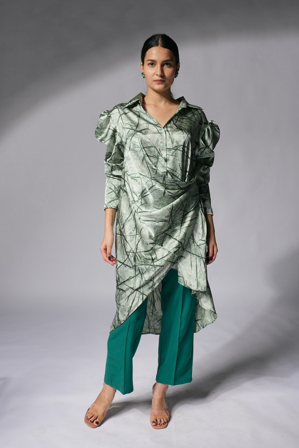 Weaving Cult Green Absract Printed Aysmtraical Bias Shirt